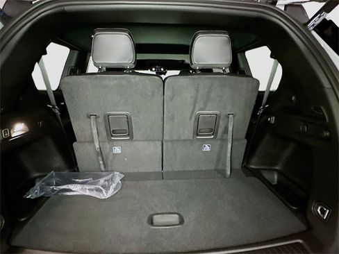 New 2025 Jeep Grand Cherokee L Altitude image 30