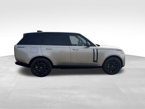 New 2025 Land Rover Range Rover SE image 6