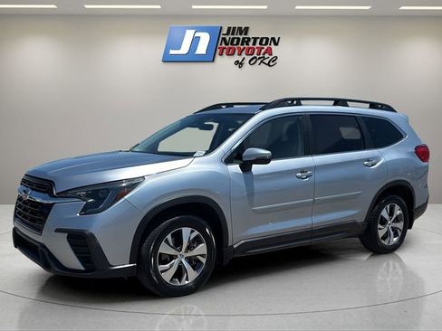 Used 2023 Subaru Ascent Premium w/ Convenience Package AWD/4WD image 1