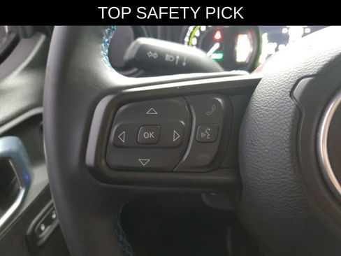 Used 2024 Jeep Wrangler Unlimited Rubicon 4xe image 15