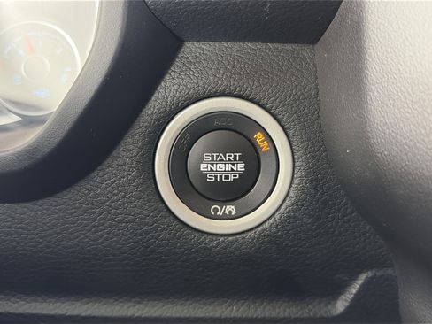 Used 2020 RAM 1500 Big Horn AWD/4WD image 31