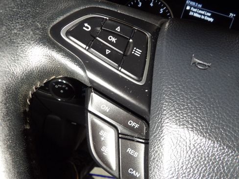 Used 2020 Ford EcoSport Titanium image 18