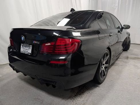 Used 2014 BMW M5 Base image 3
