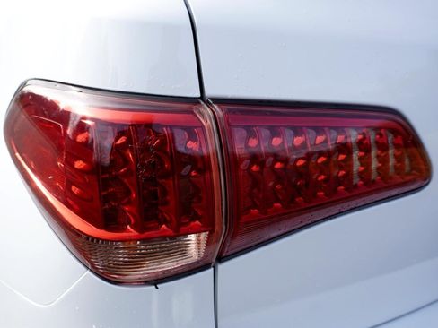 Used 2011 INFINITI QX56 2WD w/ Deluxe Touring Pkg image 11