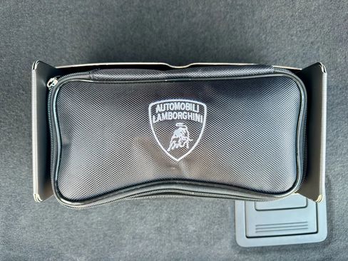 Used 2024 Lamborghini Urus S image 50