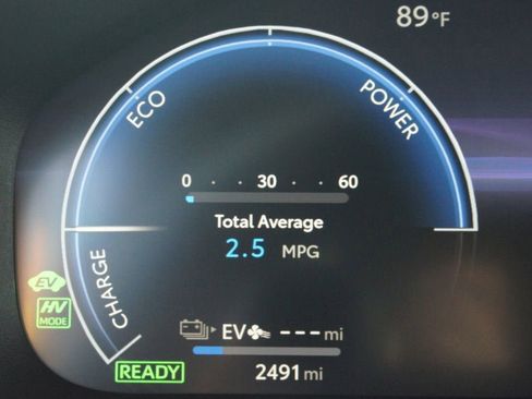 Used 2025 Toyota RAV4 XSE image 4