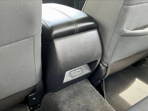 Used 2025 Nissan Altima 2.5 SV FWD image 11