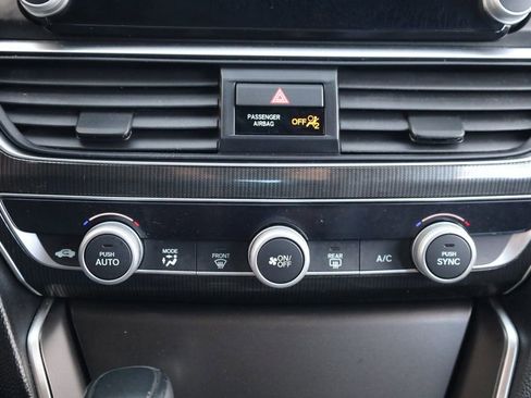 Used 2019 Honda Accord Sport image 35
