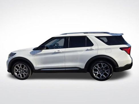 Used 2025 Ford Explorer Platinum w/ Ultimate Package RWD image 6