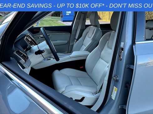 New 2025 Volvo XC90 B5 Ultra w/ Protection Package Premier image 36