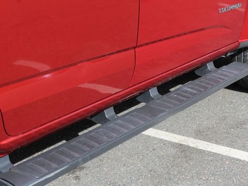 Used 2015 Chevrolet Colorado LT w/ Luxury Package image 36