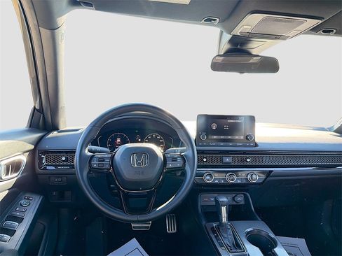 Used 2025 Honda Civic Sport image 20
