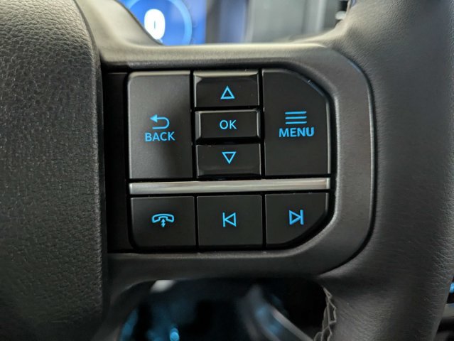 Used 2025 Ford F250 Lariat w/ Black Appearance Package AWD/4WD image 26