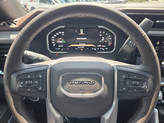 Used 2026 GMC Sierra 2500 Denali w/ Denali Reserve Package AWD/4WD image 29
