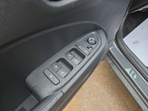 New 2026 Hyundai Venue SEL image 16