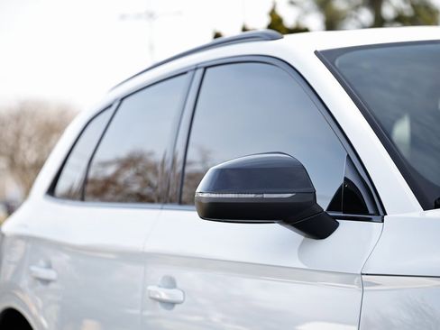 Used 2024 Audi SQ5 Premium Plus w/ Premium Plus Package image 3