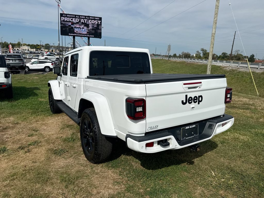 Used 2023 Jeep Gladiator Overland AWD/4WD image 4