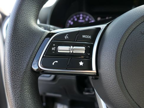 Used 2023 Kia Forte LXS w/ LXS Technology Package image 15