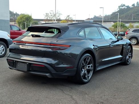 Used 2025 Porsche Taycan 4 Cross Turismo AWD/4WD image 4