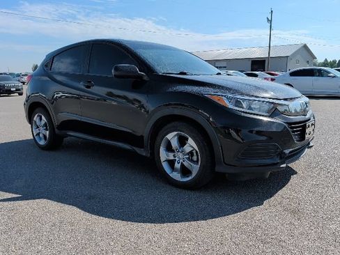 Used 2020 Honda HR-V LX image 2