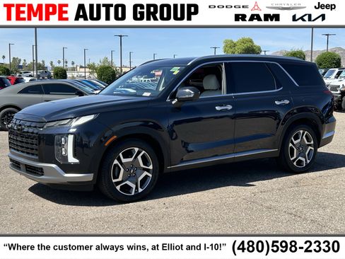Used 2023 Hyundai Palisade Limited FWD image 1