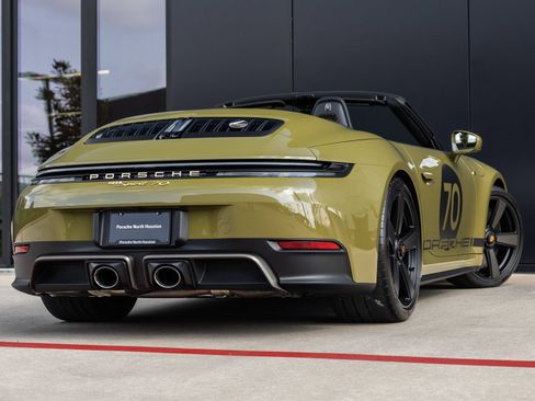 Certified 2026 Porsche 911 GTS RWD image 14