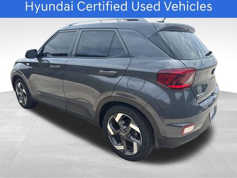 Certified 2023 Hyundai Venue SEL FWD image 3
