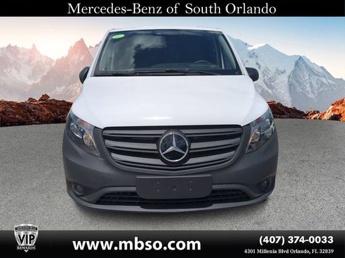 Used 2023 Mercedes-Benz Metris Passenger image 6
