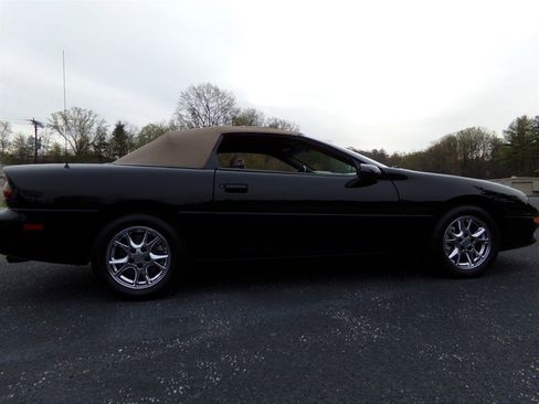 Used 2002 Chevrolet Camaro Z28 image 7