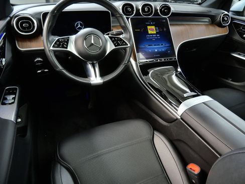 Certified 2023 Mercedes-Benz GLC 300 4MATIC image 2