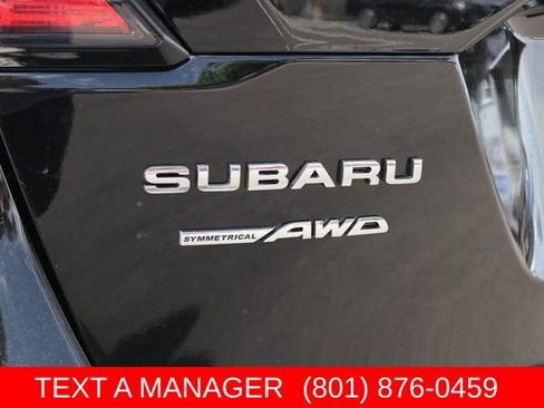 Used 2025 Subaru Outback Premium AWD/4WD image 11