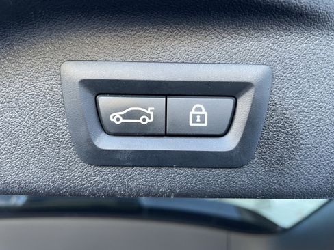 Used 2019 BMW X7 xDrive50i w/ Dynamic Handling Package image 42