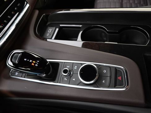Used 2024 Cadillac Escalade Sport Platinum w/ LPO, ONYX Package AWD/4WD image 35