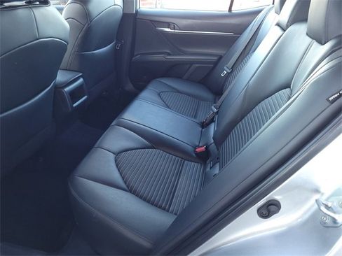 Used 2023 Toyota Camry SE image 16