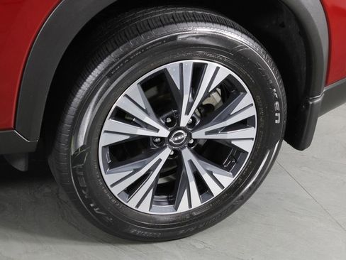 Certified 2023 Nissan Rogue SV image 13