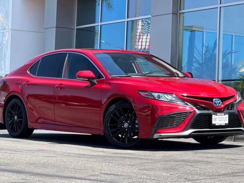 Certified 2022 Toyota Camry XSE w/ Navigation Upgrade Package FWD image 2