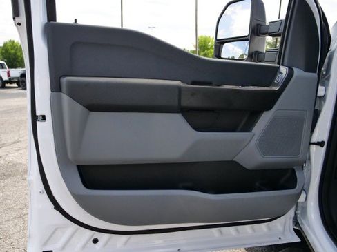 Used 2024 Ford F350 XL RWD image 23