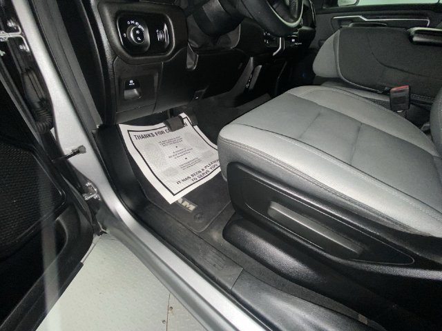 Used 2020 RAM 1500 Big Horn AWD/4WD image 12