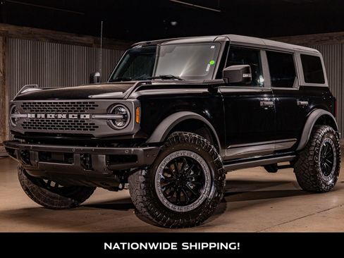 Used 2022 Ford Bronco Badlands image 4