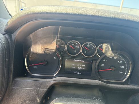 Used 2020 Chevrolet Silverado 2500 LT w/ Texas Edition AWD/4WD image 12
