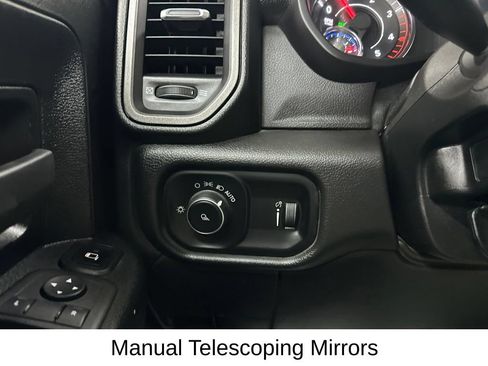 Used 2024 RAM 3500 Tradesman w/ Chrome Appearance Group AWD/4WD image 43
