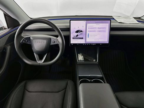 Used 2026 Tesla Model Y AWD image 22