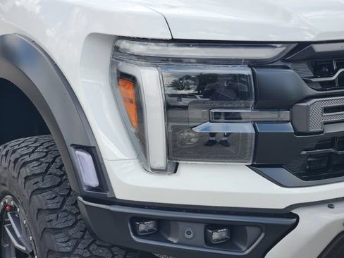 Used 2025 Ford F150 Raptor AWD/4WD image 10