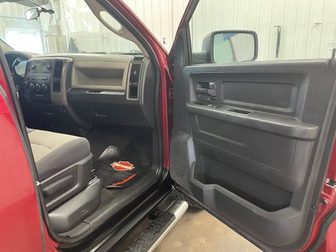 Used 2012 RAM 1500 Express AWD/4WD image 23