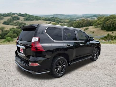 Used 2022 Lexus GX 460 Luxury w/ Sport Design Package AWD/4WD image 10