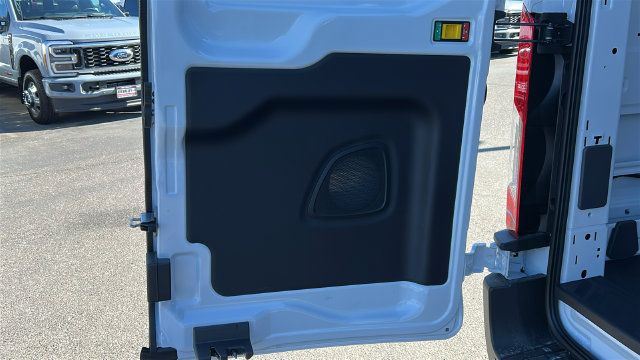 New 2026 Ford Transit 250 148 Medium Roof RWD image 17