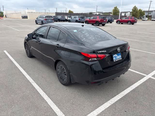 Used 2020 Nissan Versa S FWD image 3
