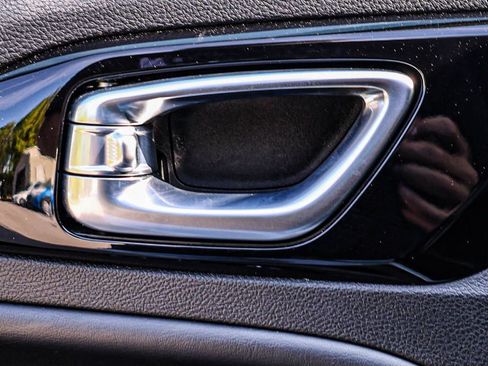 Used 2024 Jeep Compass Trailhawk image 43