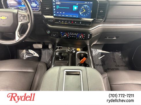 Used 2022 Chevrolet Silverado 1500 LTZ w/ LTZ Convenience Package II AWD/4WD image 15