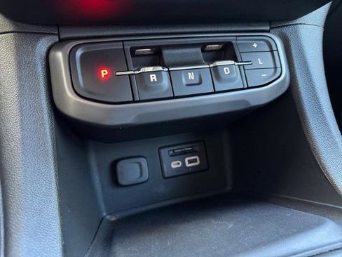 Used 2023 GMC Acadia AT4 AWD/4WD image 24